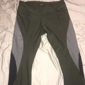 Nike dry fit capris